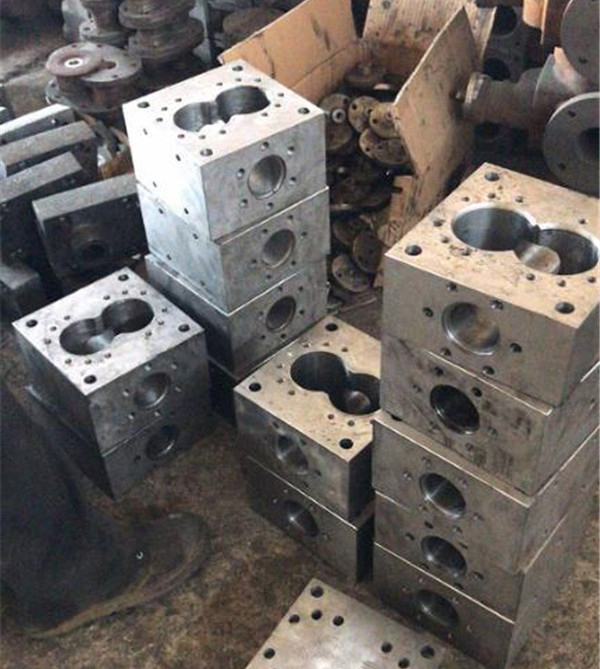 熔(róng)噴泵、烷體(ti)泵、熱熔膠(jiao)泵--有現貨(huò)